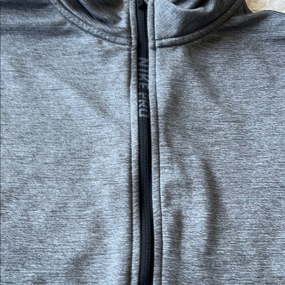 Nike Pro Hyperwarm Gray Jacket - Picture 3 of 4